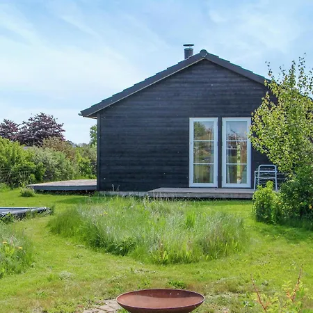 بيت للعطل 3 Bedroom Cozy In