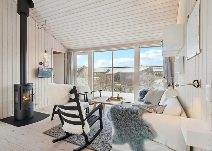 Дом отдыха 3 Bedroom Cozy In