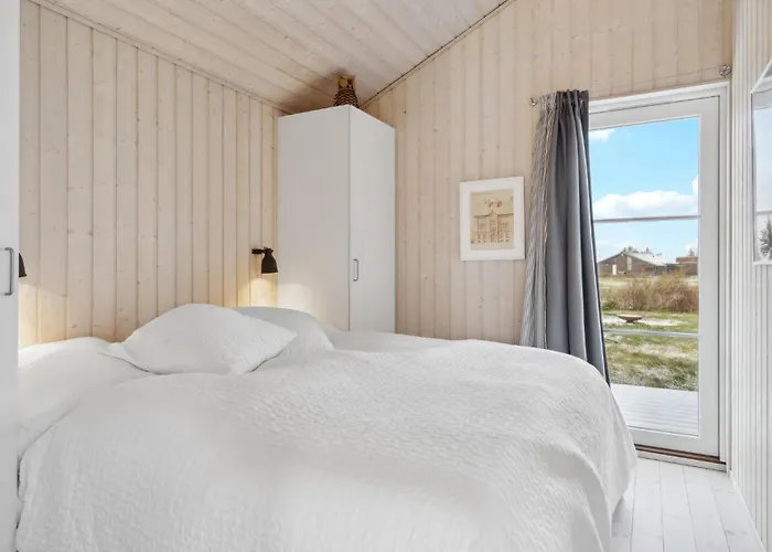 3 Bedroom Cozy In Дом отдыха *